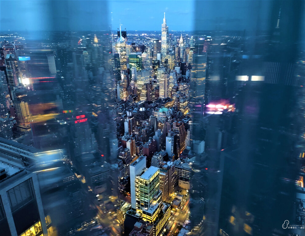 Seeing the New York City through the glass panels on the Edge sky deck
